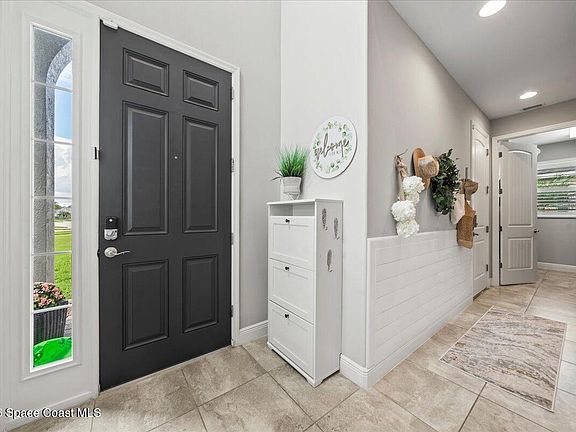 5th image of 2791 Casterton Dr