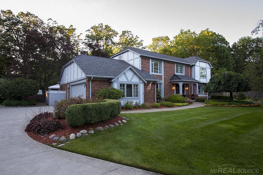 1st image of 2648 Fox Chase Dr