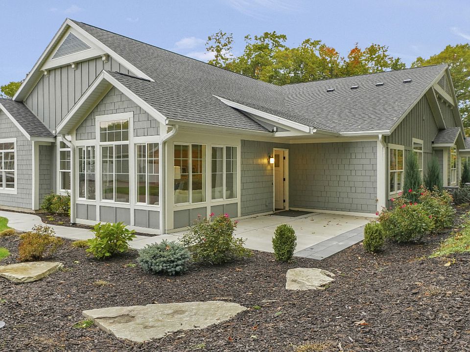 1st image of 213 Bay Breeze Lane Dr #36