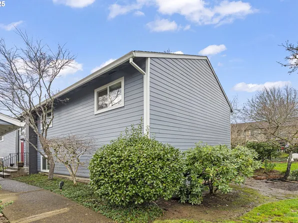 10960 SW Meadowbrook Dr Unit 10, Tigard, OR 97224