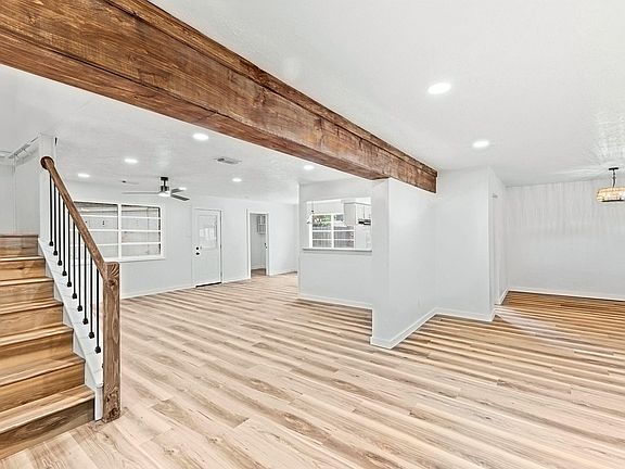 2nd image of 2706 Burke Rd
