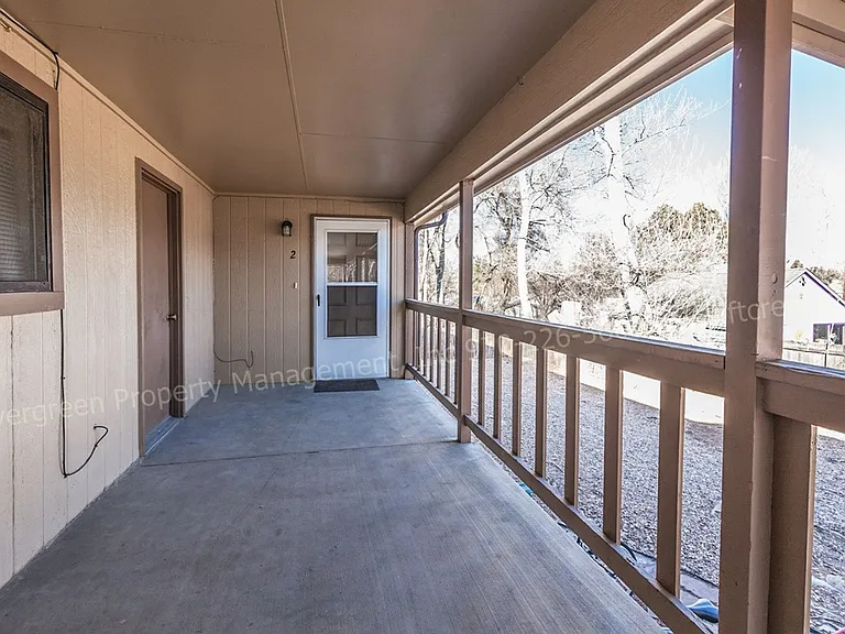 1244 Maple St — Photo 19