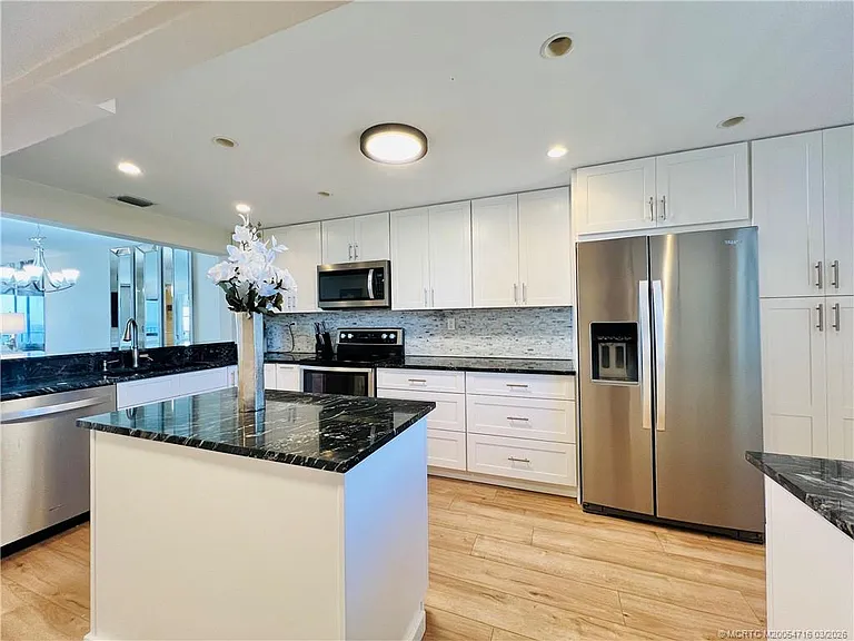 10044 S Ocean Dr #1005 — Photo 5