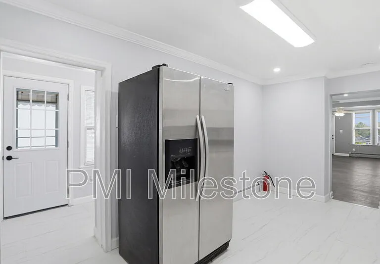 805 Mulberry Ave — Photo 12