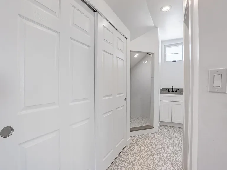 3915 W 53rd Ave — Photo 36