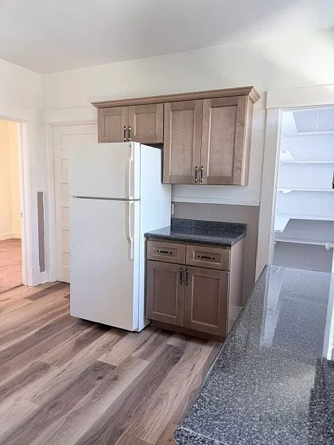 3 bed, $1,600 — Photo 4