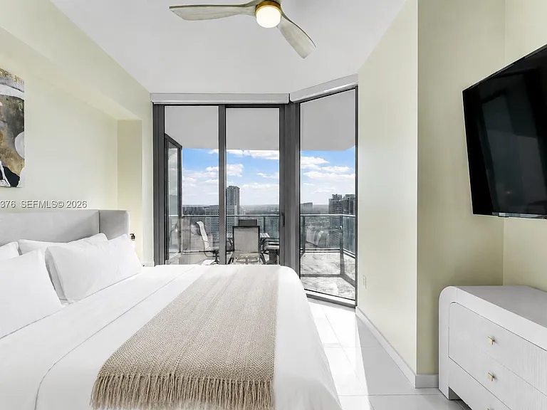 851 NE 1st Ave #28 — Photo 42