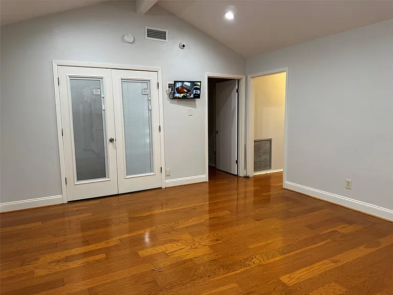 12119 Dunlap St — Photo 8