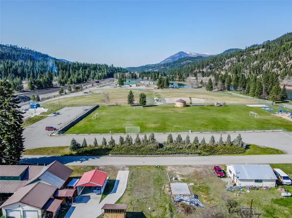 150 Roosevelt Pkwy, Troy, MT 59935