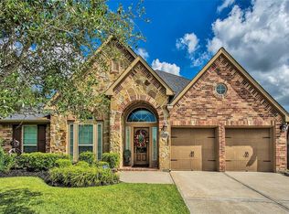 4003 N Creekmont Dr, Fresno, TX 77545
