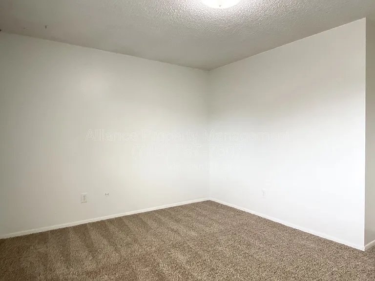6087 Del Rey Dr — Photo 21