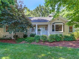 1801 Tiffany Pl, Greensboro, NC 27408