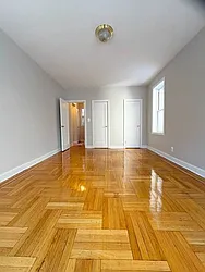 189 East 18th Street