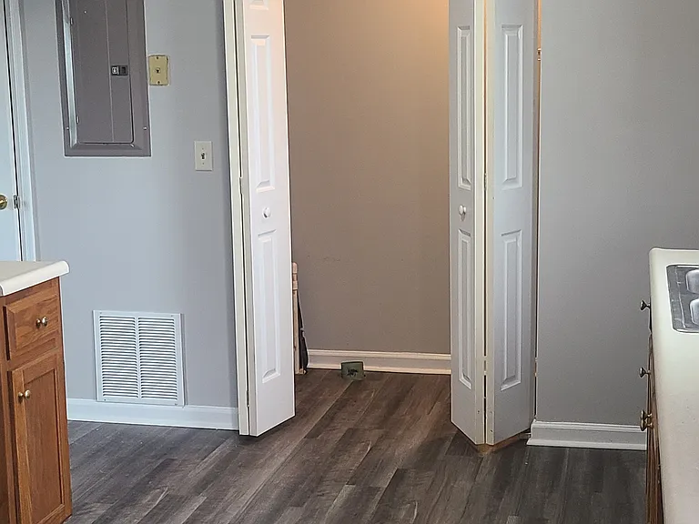 238 Keystone Dr #1 — Photo 10