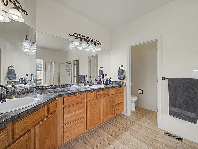 4617 Bridle Pass Dr — Photo 11