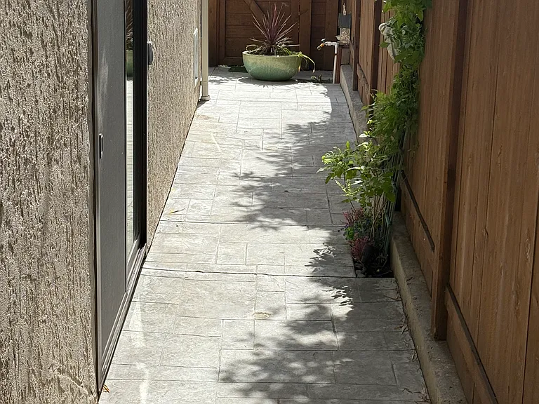 Hygeia Ave — Photo 27