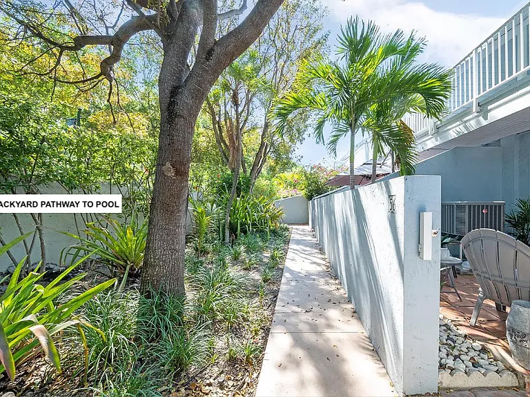 798 Crandon Blvd #56-B — Photo 35