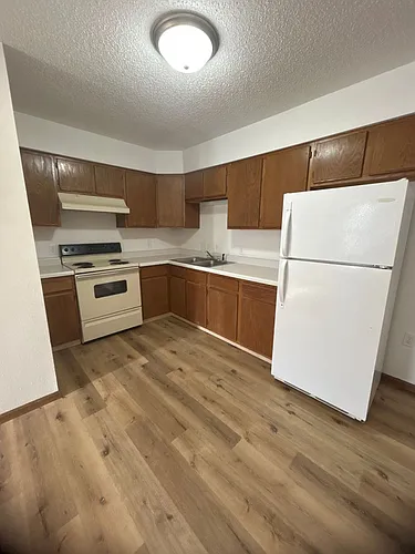 Hillcrest Apts Photo 1