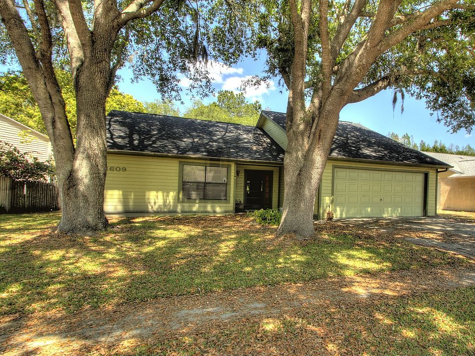 1st image of 21609 Teal Ct