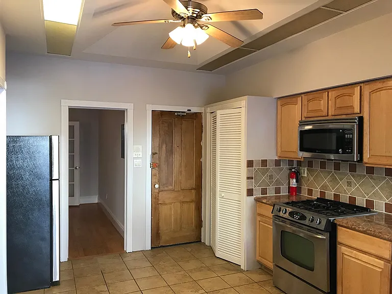 342 Pavonia Ave #1 — Photo 5