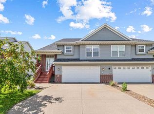 47 S Park Ridge Rd, North Liberty, IA 52317