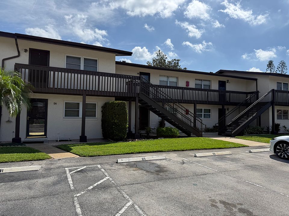 1st image of 900 Avenue Z SE APT D2