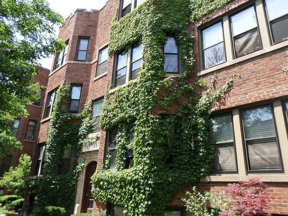1st image of 1304 W Waveland Ave