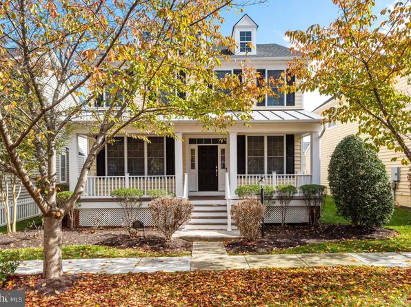 25241 Easterwood Ln, Chantilly, VA 20152