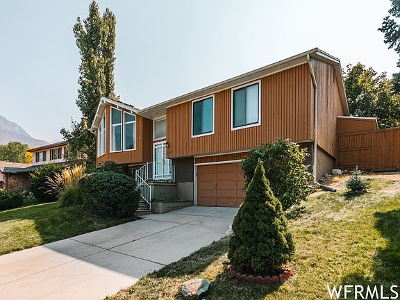 3rd image of 2862 E Willow Bend Dr