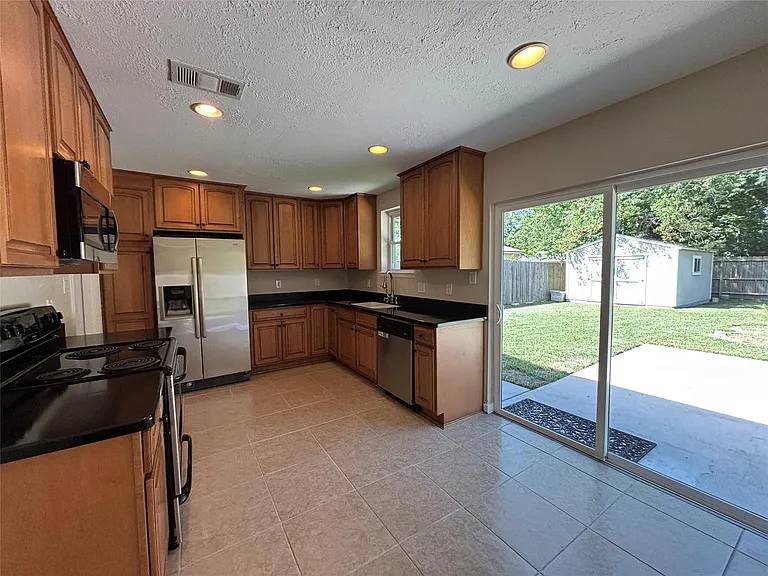 409 Bellmar Ln — Photo 4