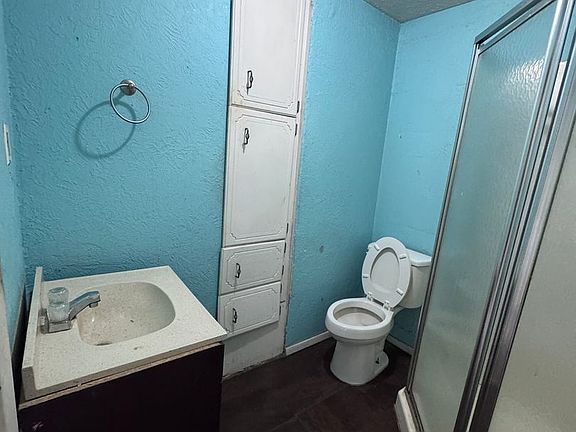 3rd image of 1200 S Morse Ave