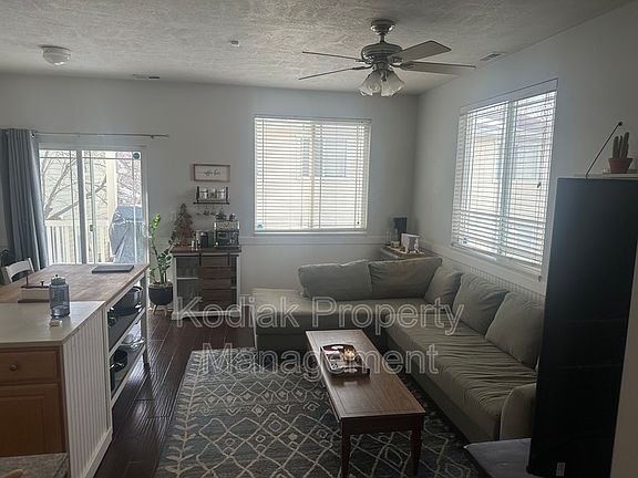 5th image of 153 Bamberger Rd