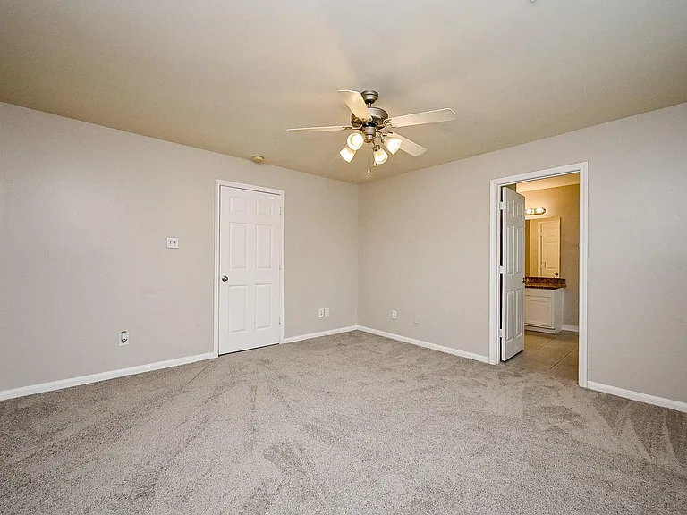 6127 Yorkglen Manor Ln — Photo 22