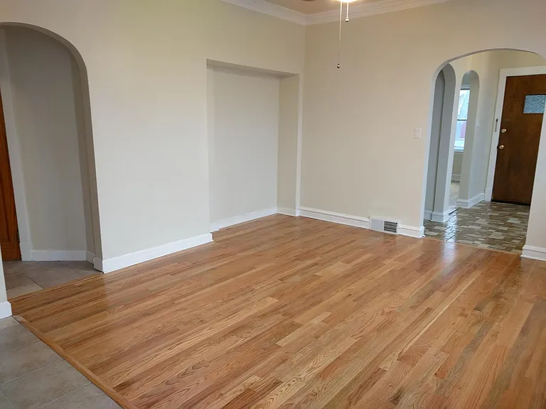 2530 N Neva Ave #1 — Photo 11