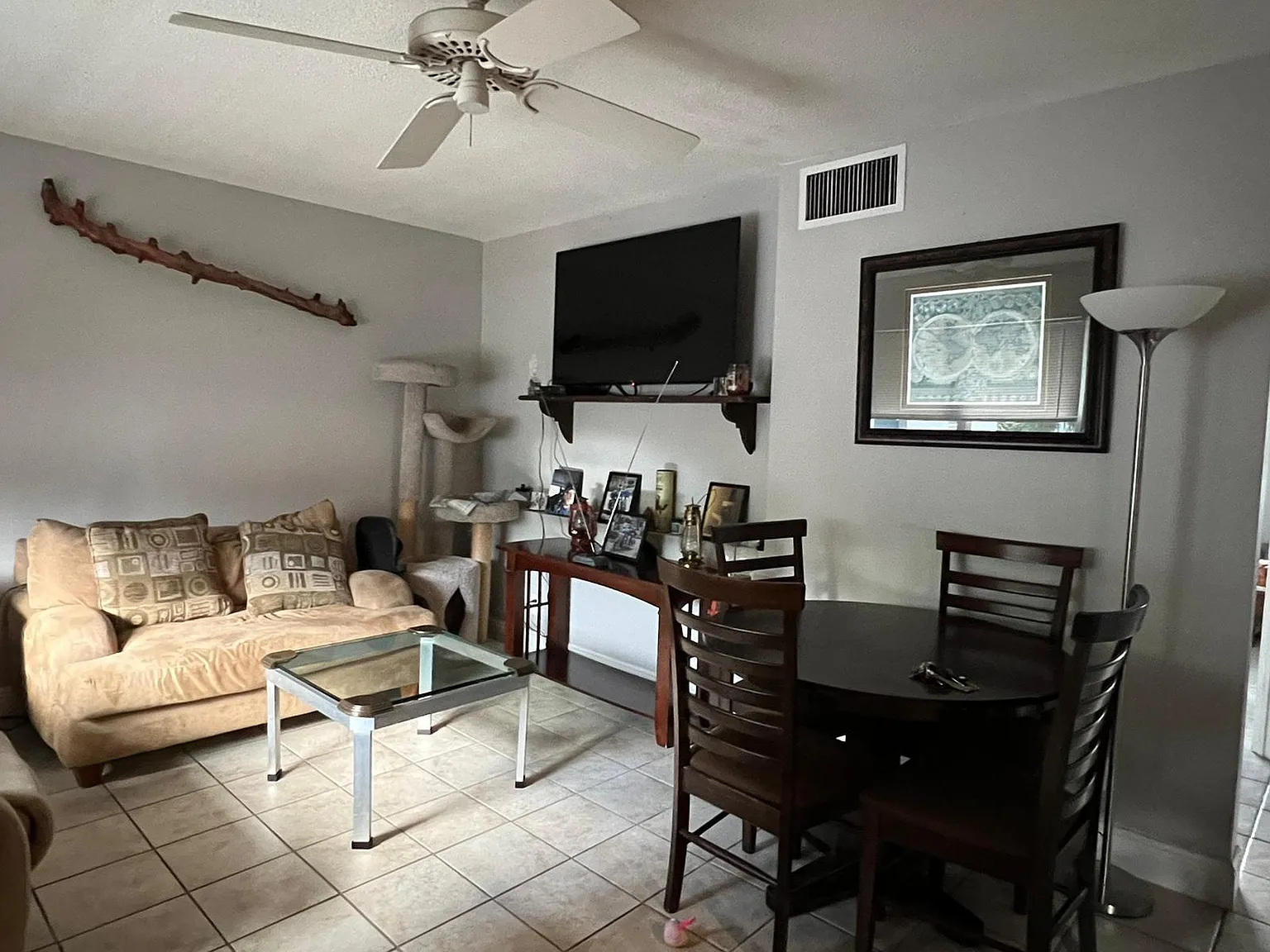 1001 SE 16th St — Photo 3