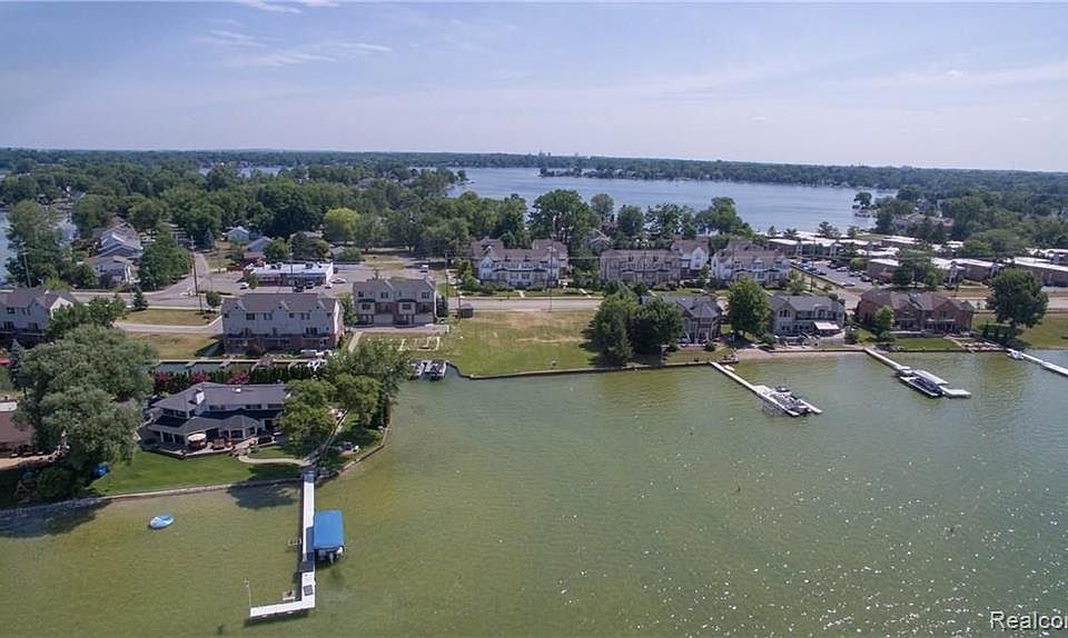 1540 Cass Lake Rd, Keego Harbor, MI 48320 MLS 219066977 Zillow