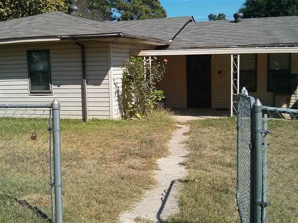 1st image of 11071 Clover Ln