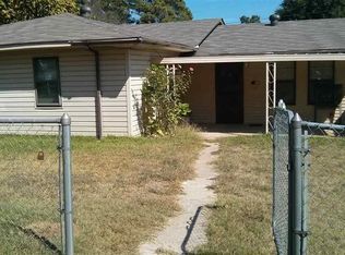 11071 Clover Ln, Frankston, TX 75763