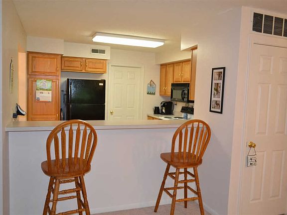 3rd image of 2131 Clareglen Ct Unit 102