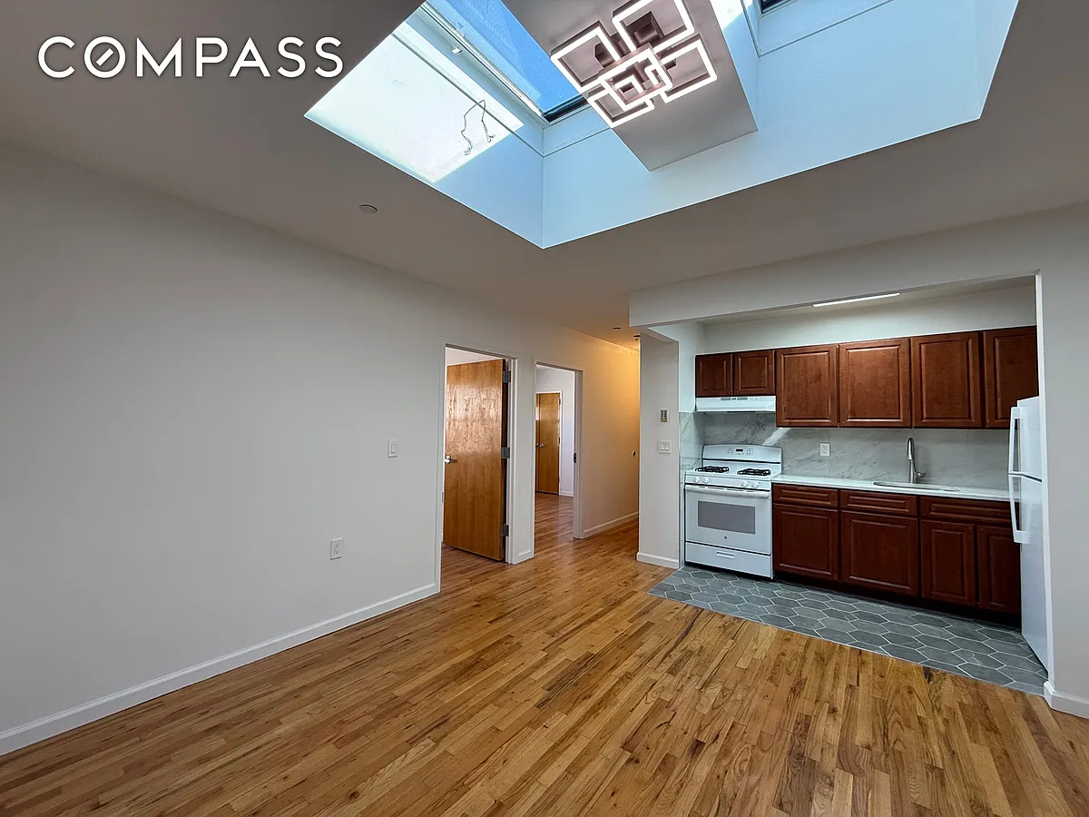 Building Photo - 8751 20th Ave #3D