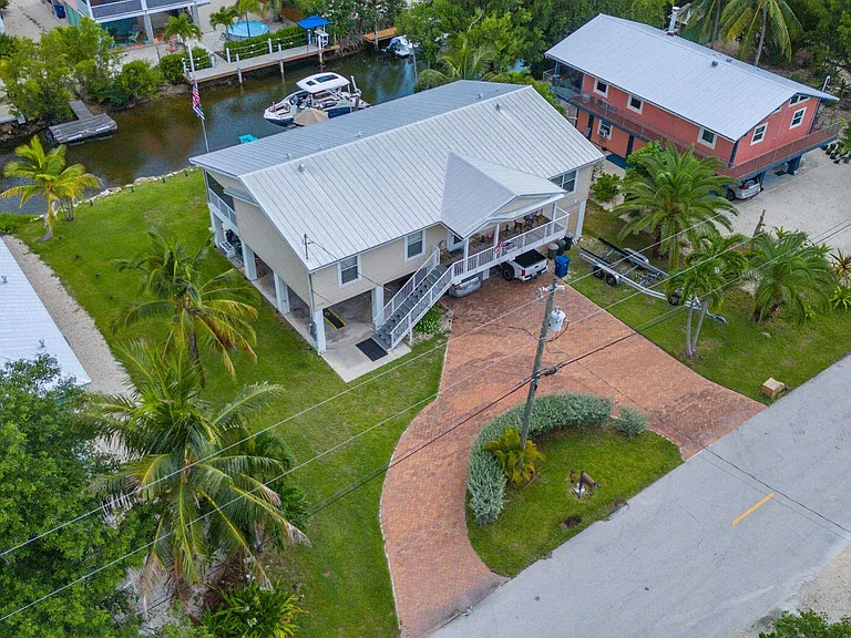 27376 Tobago Ln — Photo 31