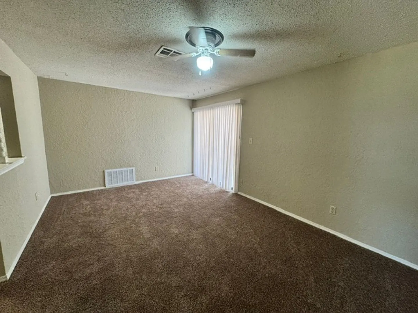 4 bed 2 bath in Norman! — Photo 2