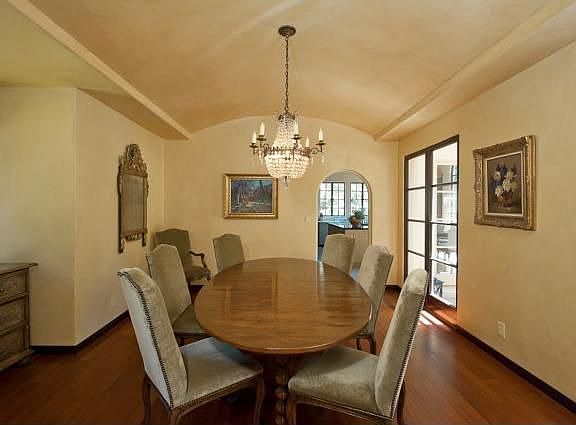 4th image of 1184 Palo Alto Ave