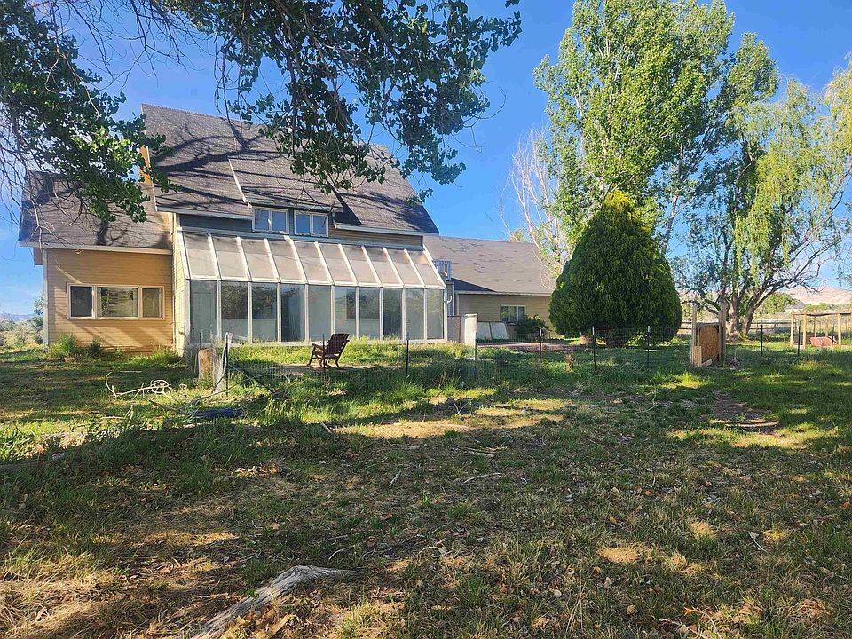 2nd image of 2374 J Rd