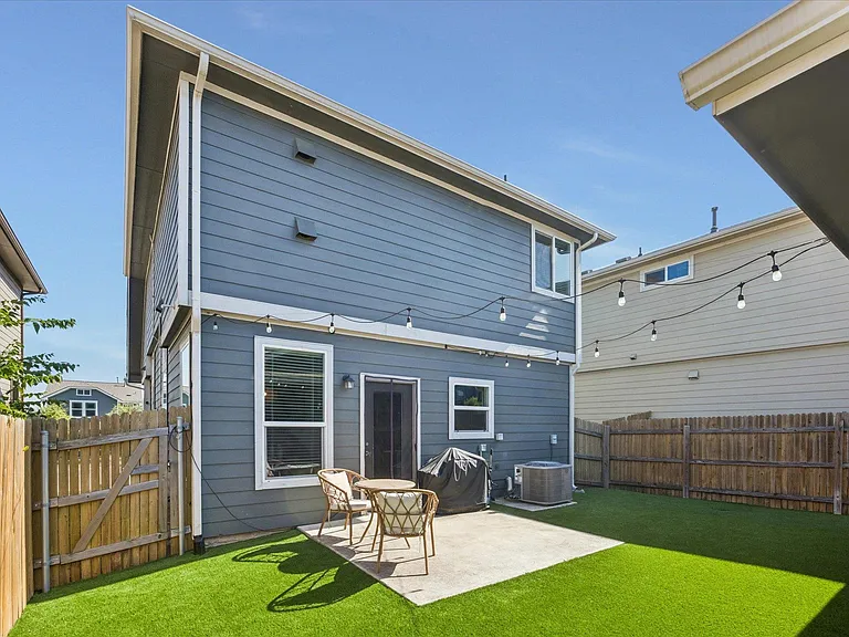 2202 Arborside Dr — Photo 14