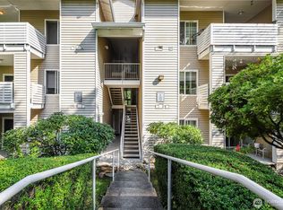 801 Rainier Avenue N #E325, Renton, WA