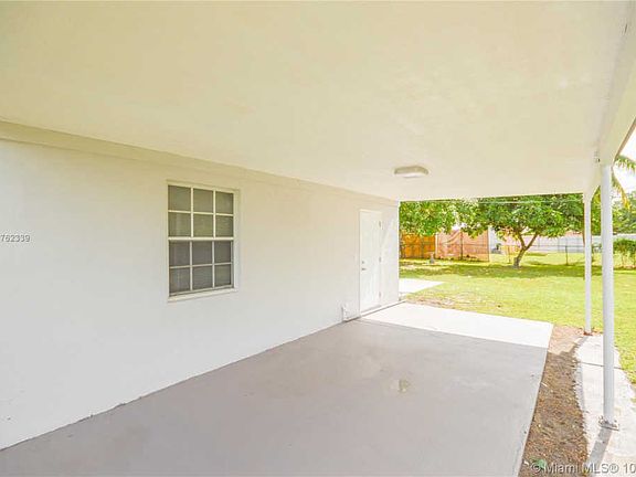 5th image of 1900 NW 167th St