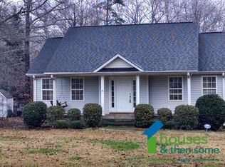 108 Forrest Dr, Fountain Inn, SC 29644