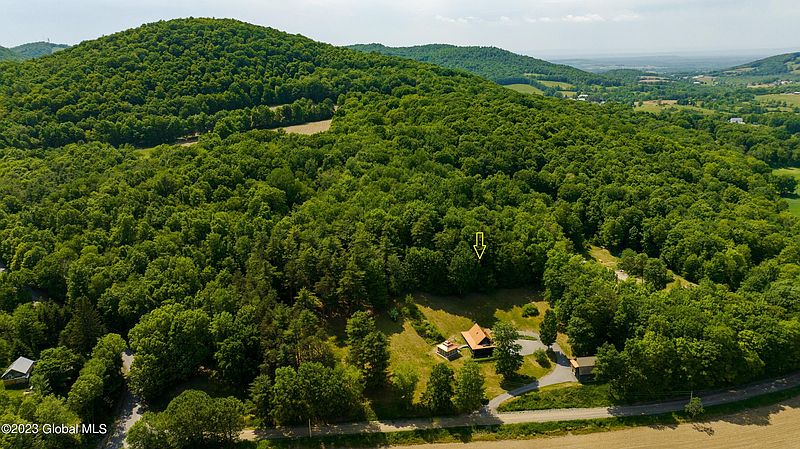 2nd image of 17 Waters Road