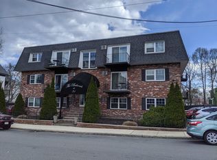 31 Symonds St APT 5, Salem, MA 01970
